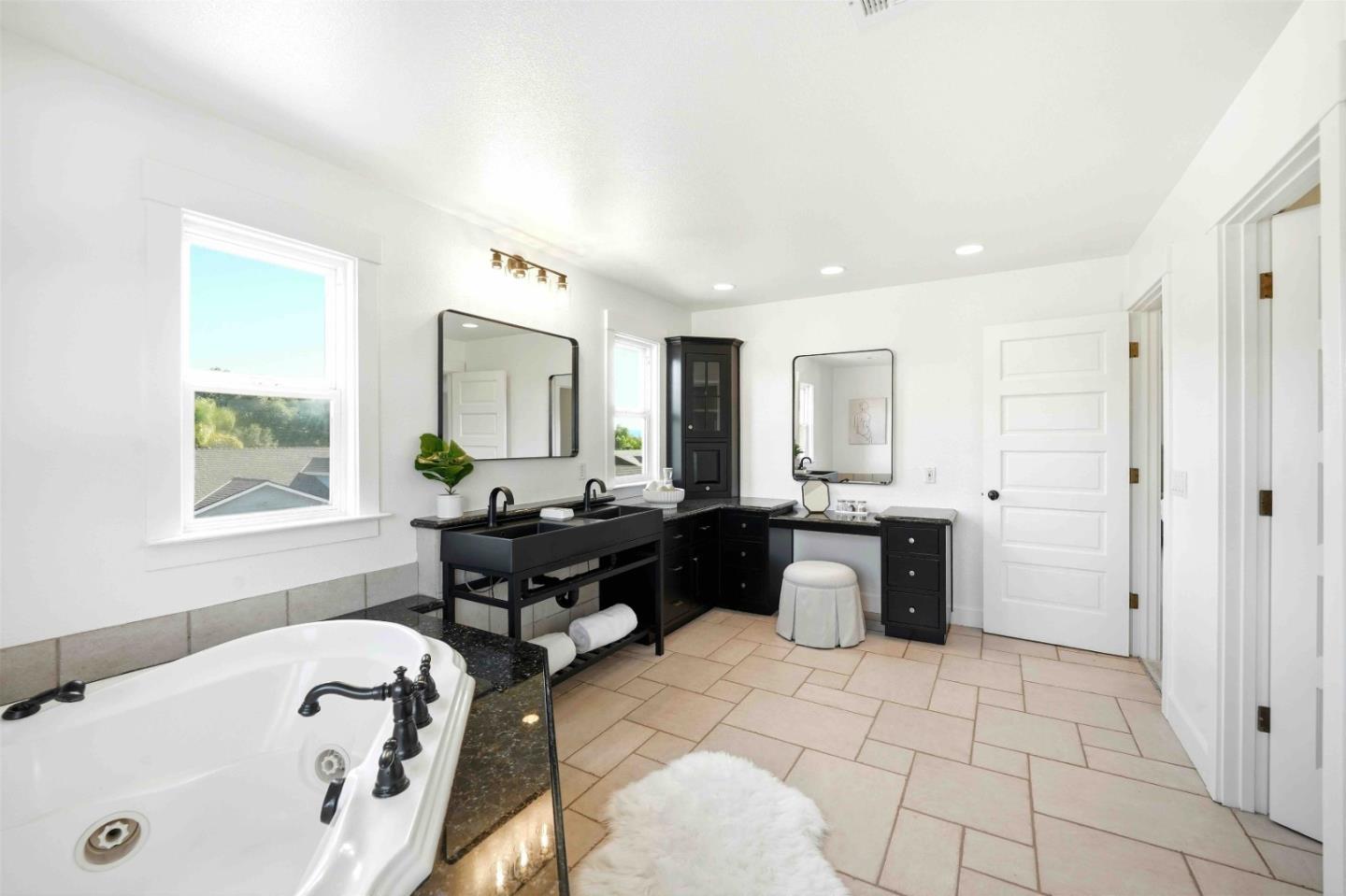 Detail Gallery Image 23 of 54 For 1680 E Main Ave, Morgan Hill,  CA 95037 - 5 Beds | 3 Baths