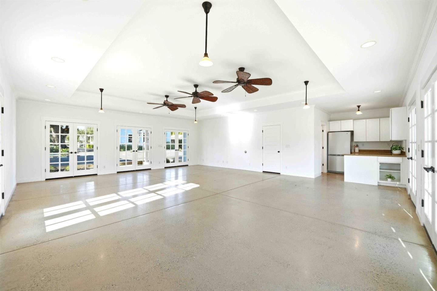 Detail Gallery Image 37 of 54 For 1680 E Main Ave, Morgan Hill,  CA 95037 - 5 Beds | 3 Baths