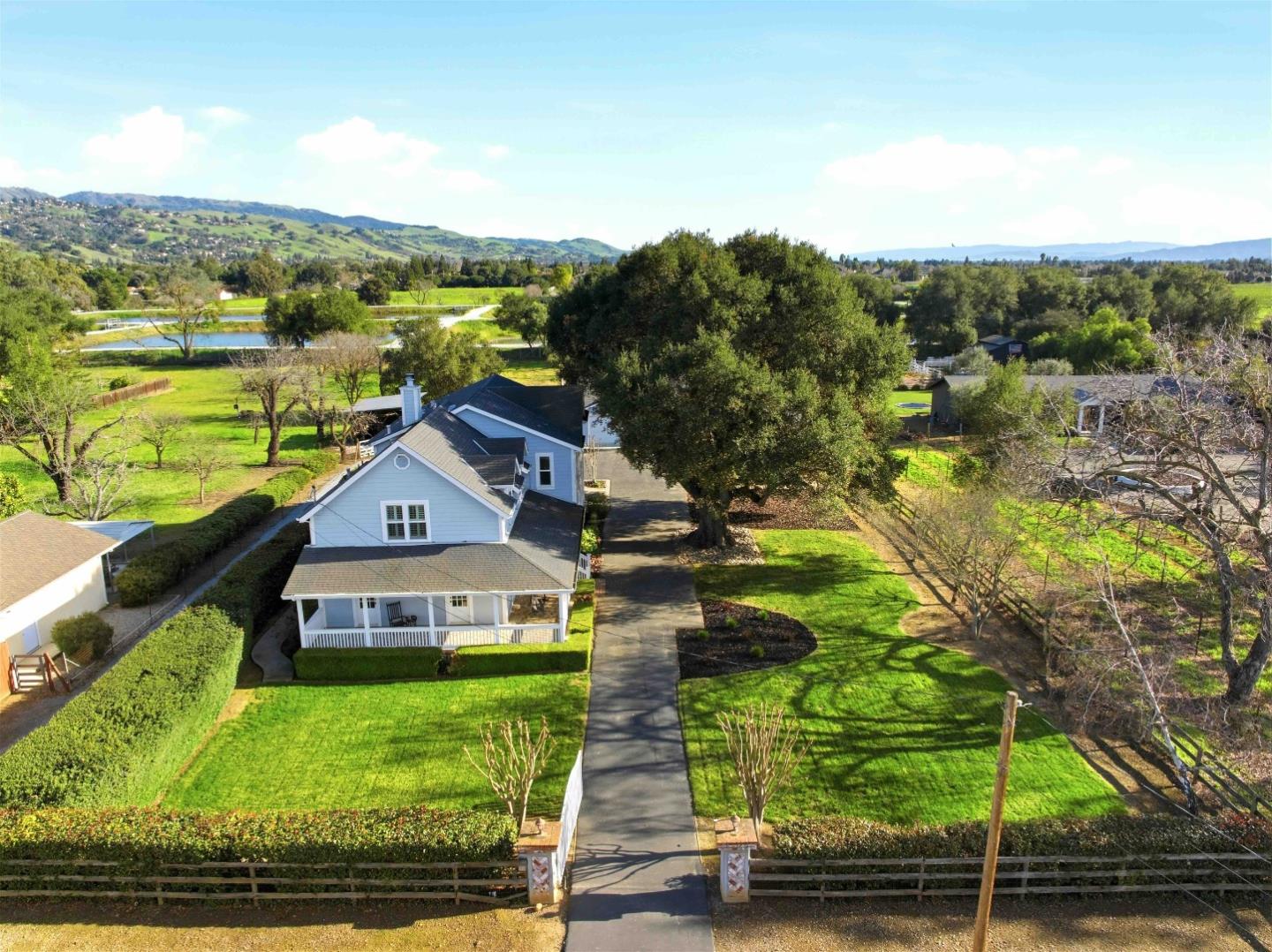 Detail Gallery Image 49 of 54 For 1680 E Main Ave, Morgan Hill,  CA 95037 - 5 Beds | 3 Baths