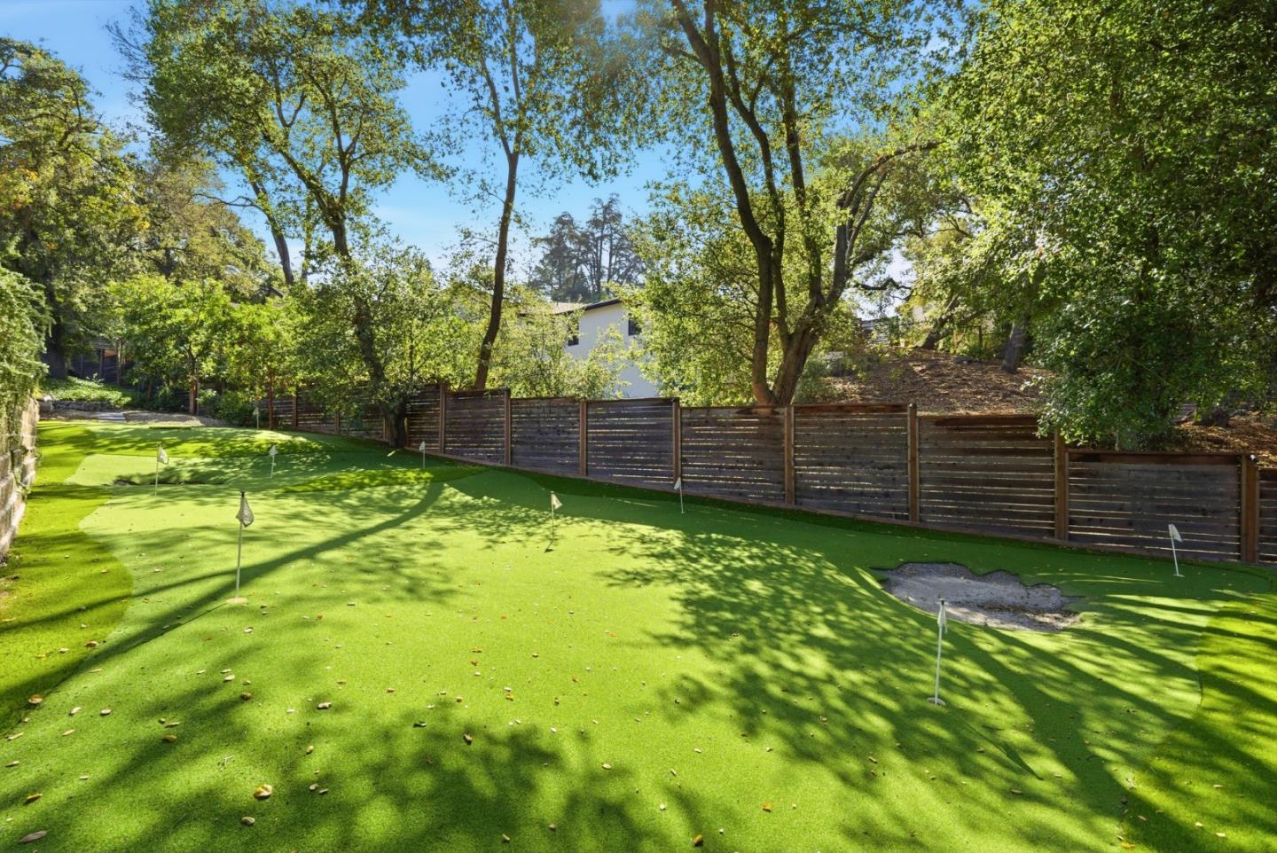 Detail Gallery Image 20 of 76 For 1669 Whitham Ave, Los Altos,  CA 94024 - 5 Beds | 5/1 Baths