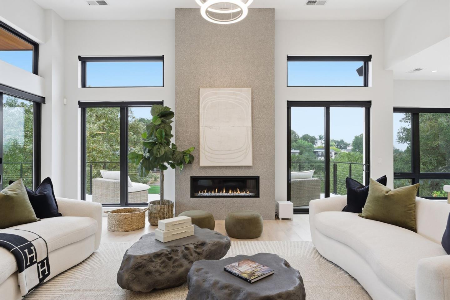 Detail Gallery Image 33 of 76 For 1669 Whitham Ave, Los Altos,  CA 94024 - 5 Beds | 5/1 Baths