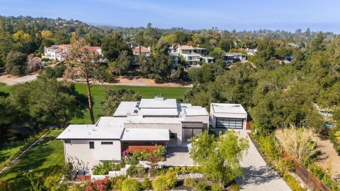 Detail Gallery Image 52 of 76 For 1669 Whitham Ave, Los Altos,  CA 94024 - 5 Beds | 5/1 Baths