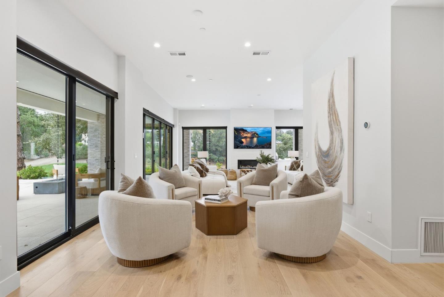 Detail Gallery Image 64 of 76 For 1669 Whitham Ave, Los Altos,  CA 94024 - 5 Beds | 5/1 Baths