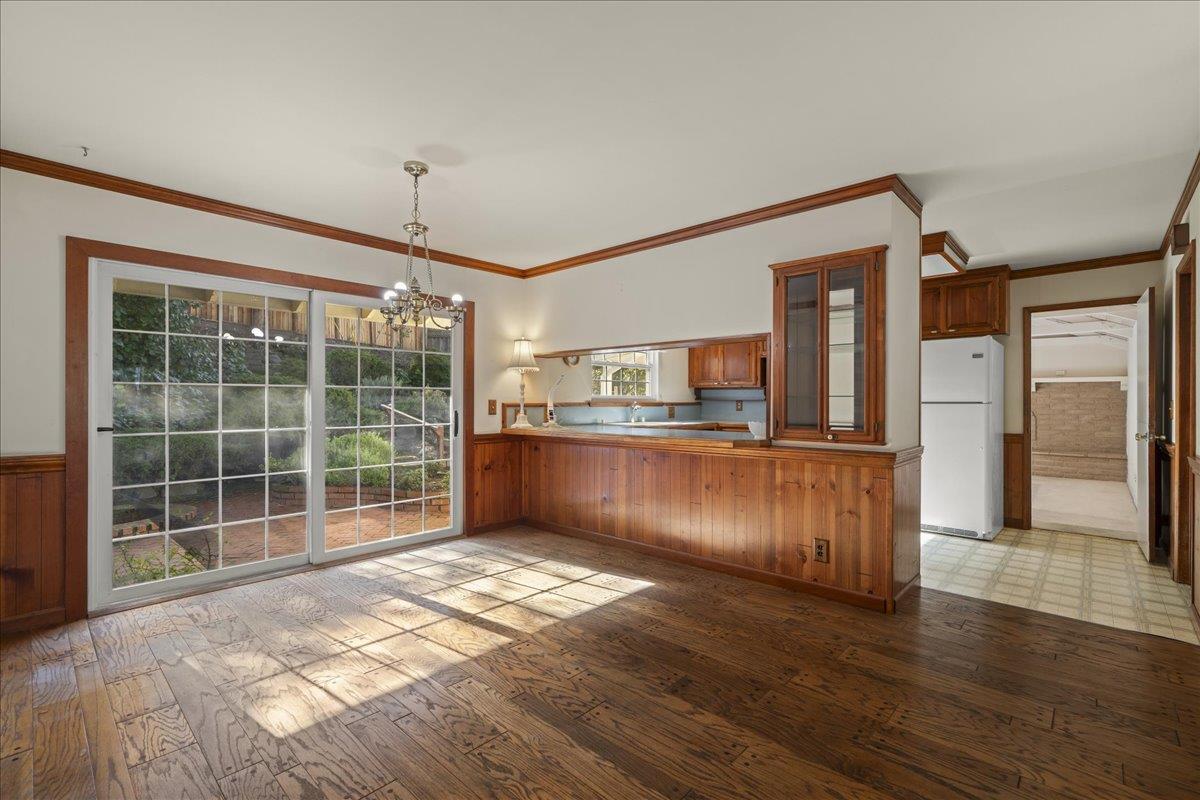 Detail Gallery Image 5 of 19 For 2250 Blossom Crest Way, San Jose,  CA 95124 - 4 Beds | 2 Baths