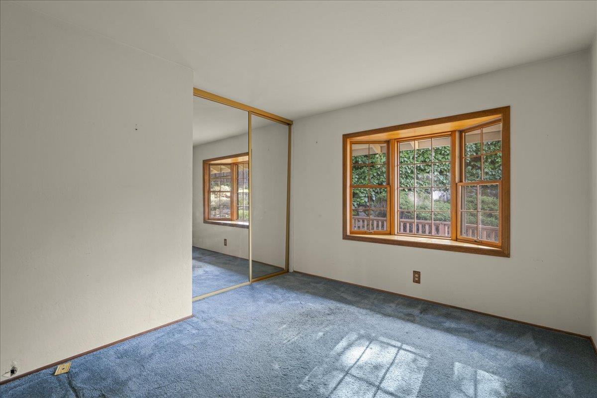 Detail Gallery Image 9 of 19 For 2250 Blossom Crest Way, San Jose,  CA 95124 - 4 Beds | 2 Baths