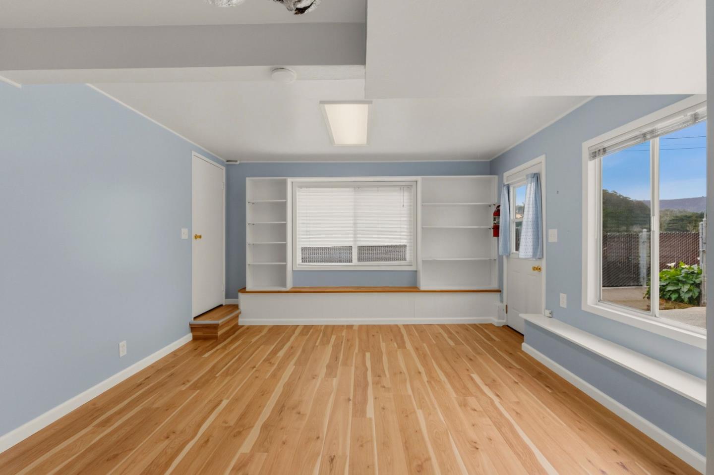 Detail Gallery Image 24 of 39 For 1516 Valdez Way, Pacifica,  CA 94044 - 3 Beds | 3 Baths