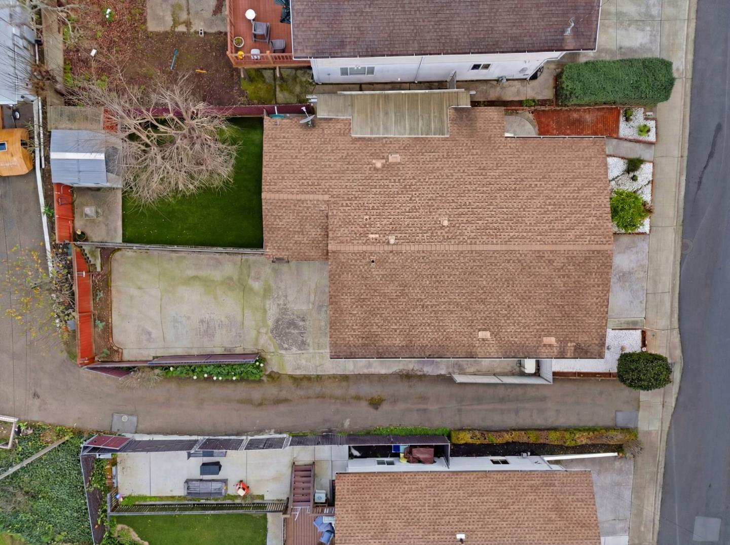 Detail Gallery Image 33 of 39 For 1516 Valdez Way, Pacifica,  CA 94044 - 3 Beds | 3 Baths