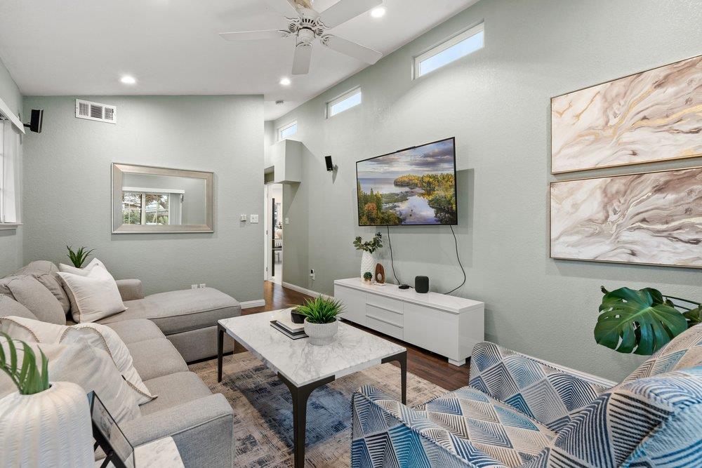 Detail Gallery Image 17 of 31 For 2040 Don Ct, Santa Clara,  CA 95050 - 3 Beds | 2 Baths