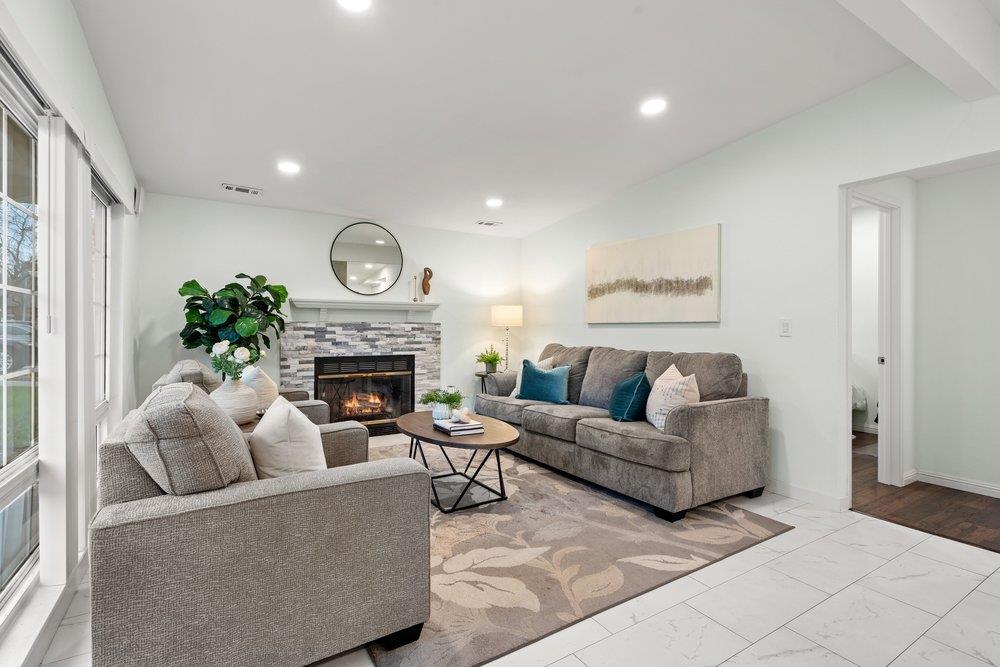 Detail Gallery Image 5 of 31 For 2040 Don Ct, Santa Clara,  CA 95050 - 3 Beds | 2 Baths