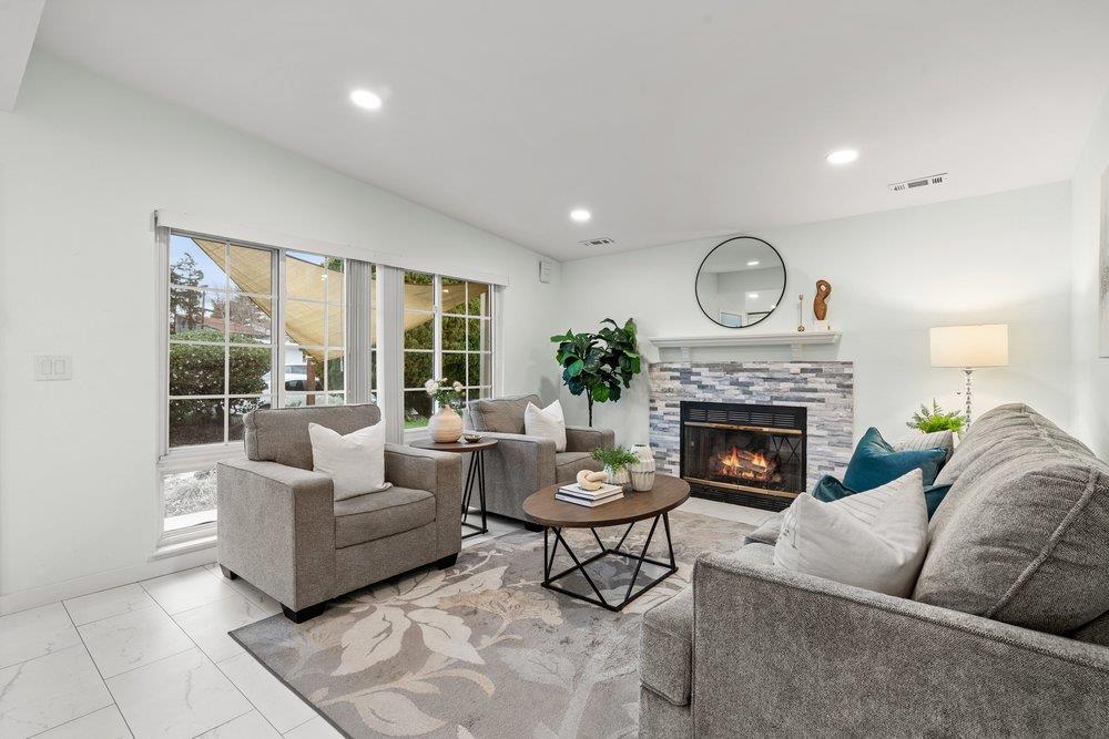 Detail Gallery Image 6 of 31 For 2040 Don Ct, Santa Clara,  CA 95050 - 3 Beds | 2 Baths