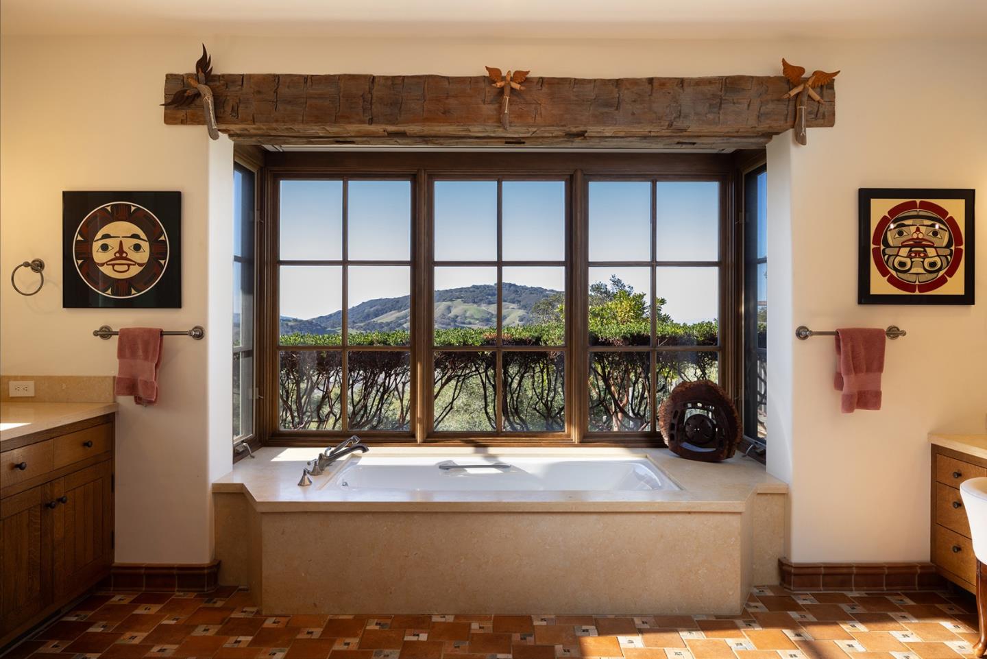 Detail Gallery Image 6 of 21 For 2 Touche Pass, Carmel,  CA 93923 - 8 Beds | 8/1 Baths