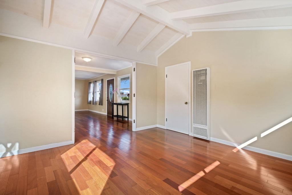 Detail Gallery Image 8 of 31 For 760 Noriega Way, Pacifica,  CA 94044 - 3 Beds | 1 Baths
