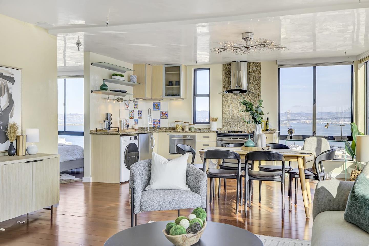 Detail Gallery Image 4 of 52 For 455 Vallejo St #403,  San Francisco,  CA 94133 - 1 Beds | 1 Baths