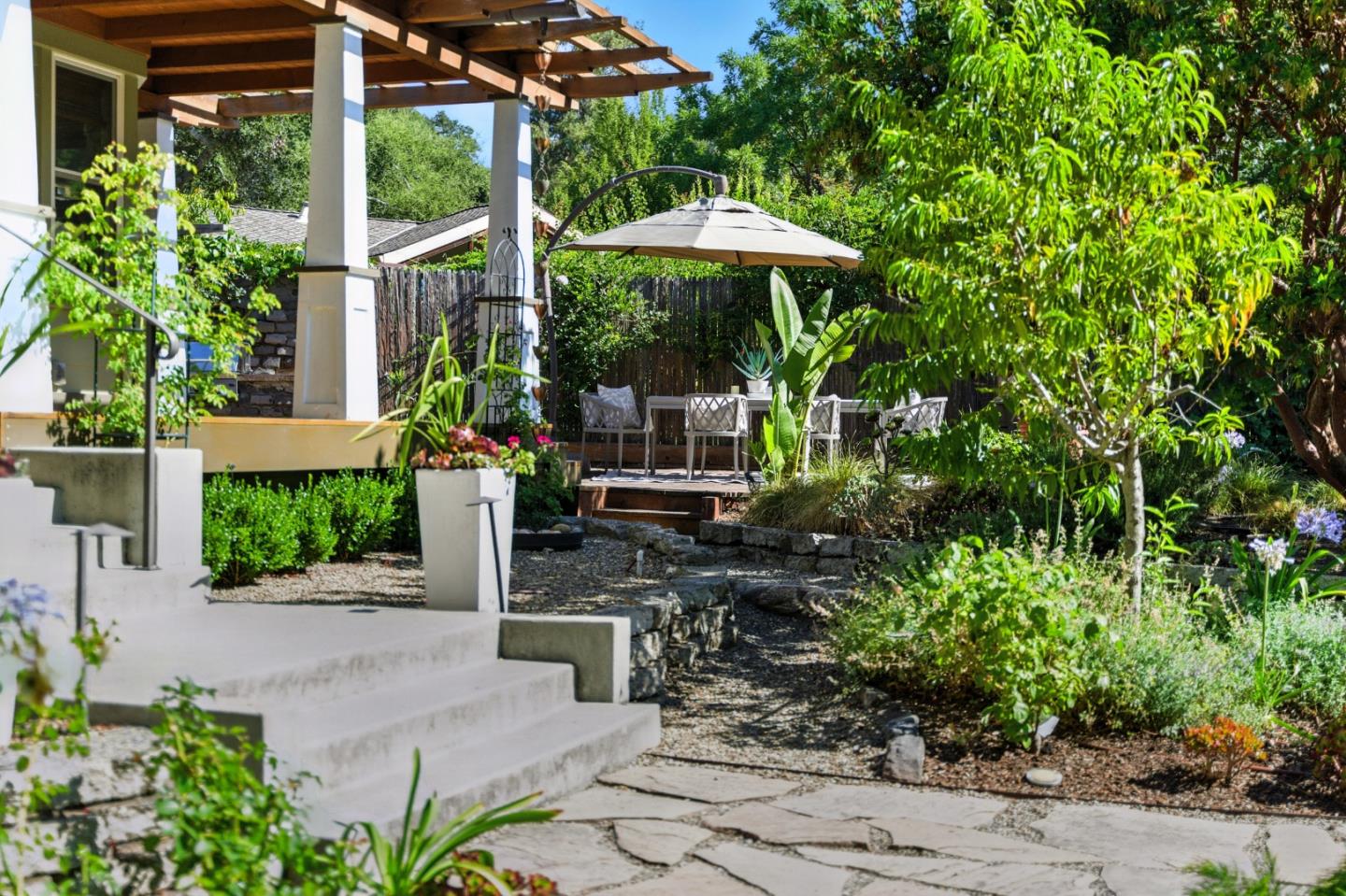 Detail Gallery Image 56 of 66 For 810 Glencrag Way, Woodside,  CA 94062 - 4 Beds | 4 Baths