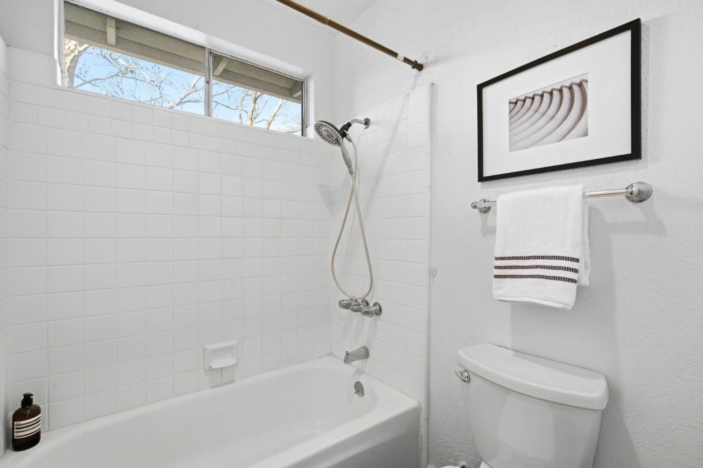 Detail Gallery Image 21 of 46 For 848 Apricot Ave #B,  Campbell,  CA 95008 - 1 Beds | 1 Baths