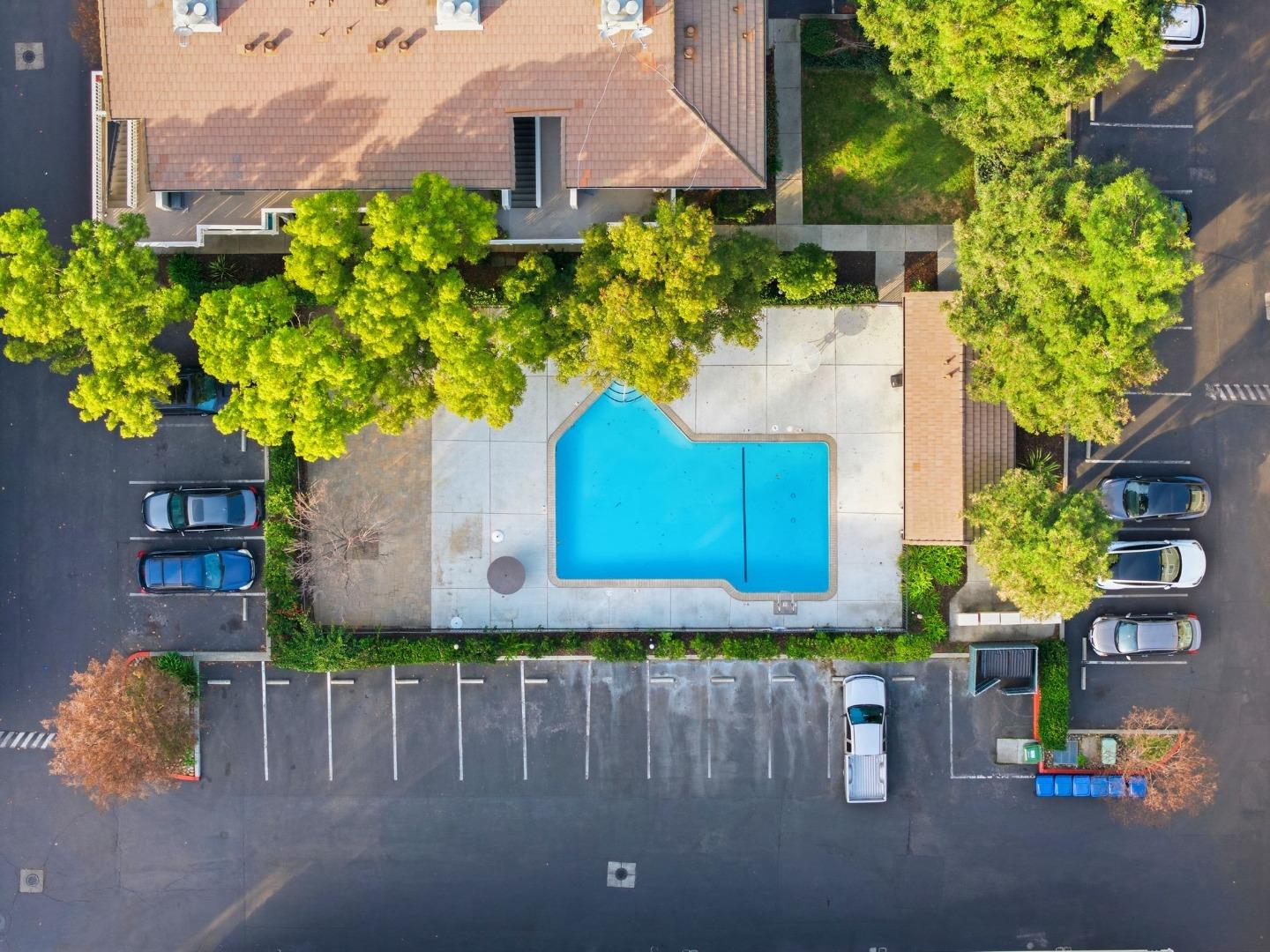 Detail Gallery Image 40 of 46 For 848 Apricot Ave #B,  Campbell,  CA 95008 - 1 Beds | 1 Baths