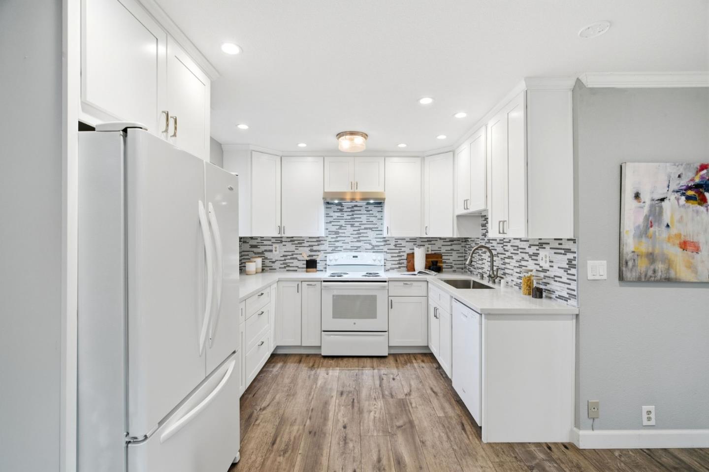 Detail Gallery Image 5 of 46 For 848 Apricot Ave #B,  Campbell,  CA 95008 - 1 Beds | 1 Baths