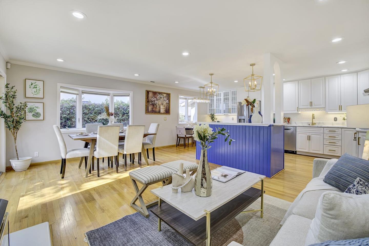 Detail Gallery Image 13 of 55 For 4628 Strawberry Park Dr, San Jose,  CA 95129 - 3 Beds | 2 Baths