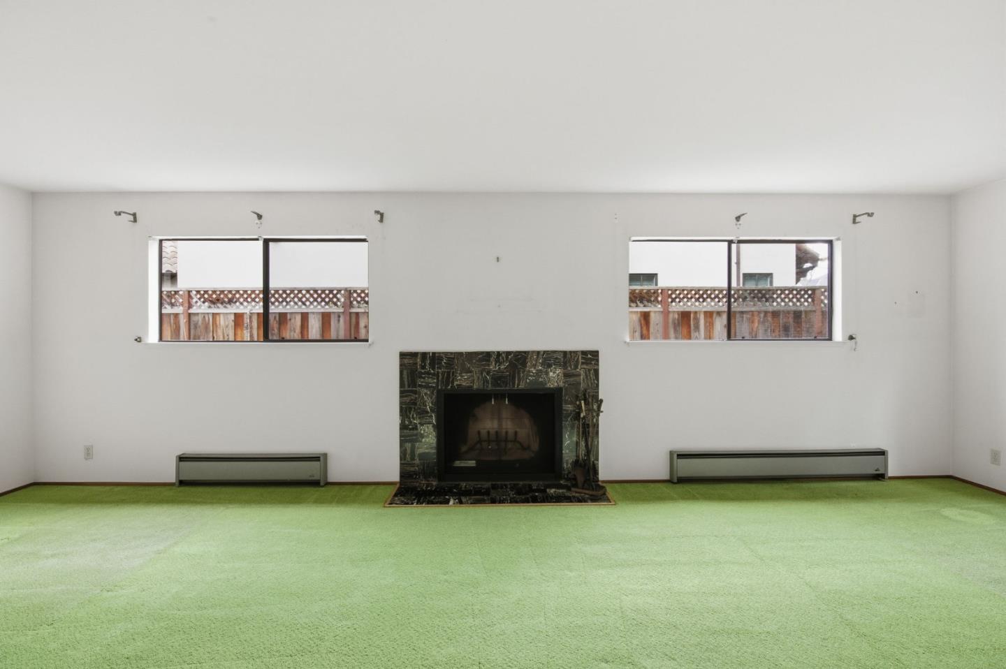 Detail Gallery Image 16 of 75 For 831 University Dr, Menlo Park,  CA 94025 - – Beds | – Baths