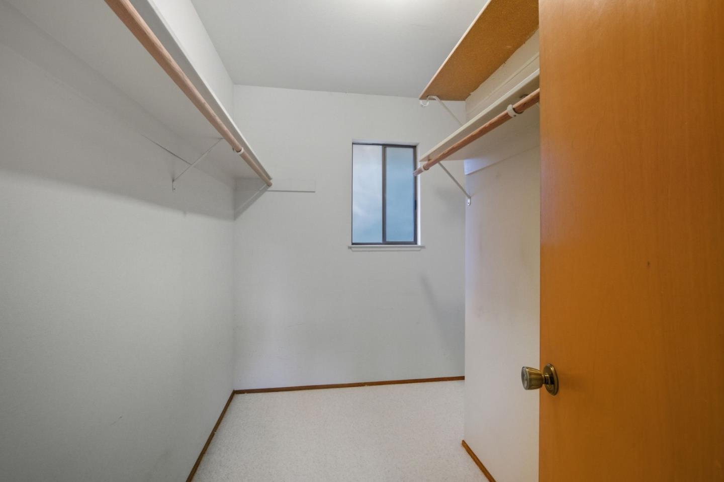 Detail Gallery Image 26 of 75 For 831 University Dr, Menlo Park,  CA 94025 - – Beds | – Baths