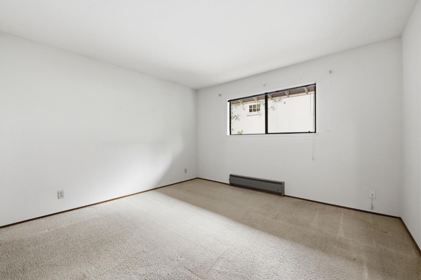 Detail Gallery Image 30 of 75 For 831 University Dr, Menlo Park,  CA 94025 - – Beds | – Baths