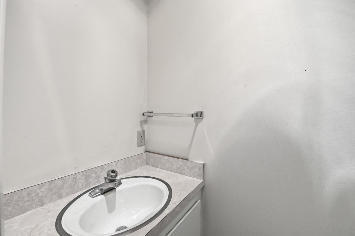 Detail Gallery Image 51 of 75 For 831 University Dr, Menlo Park,  CA 94025 - – Beds | – Baths