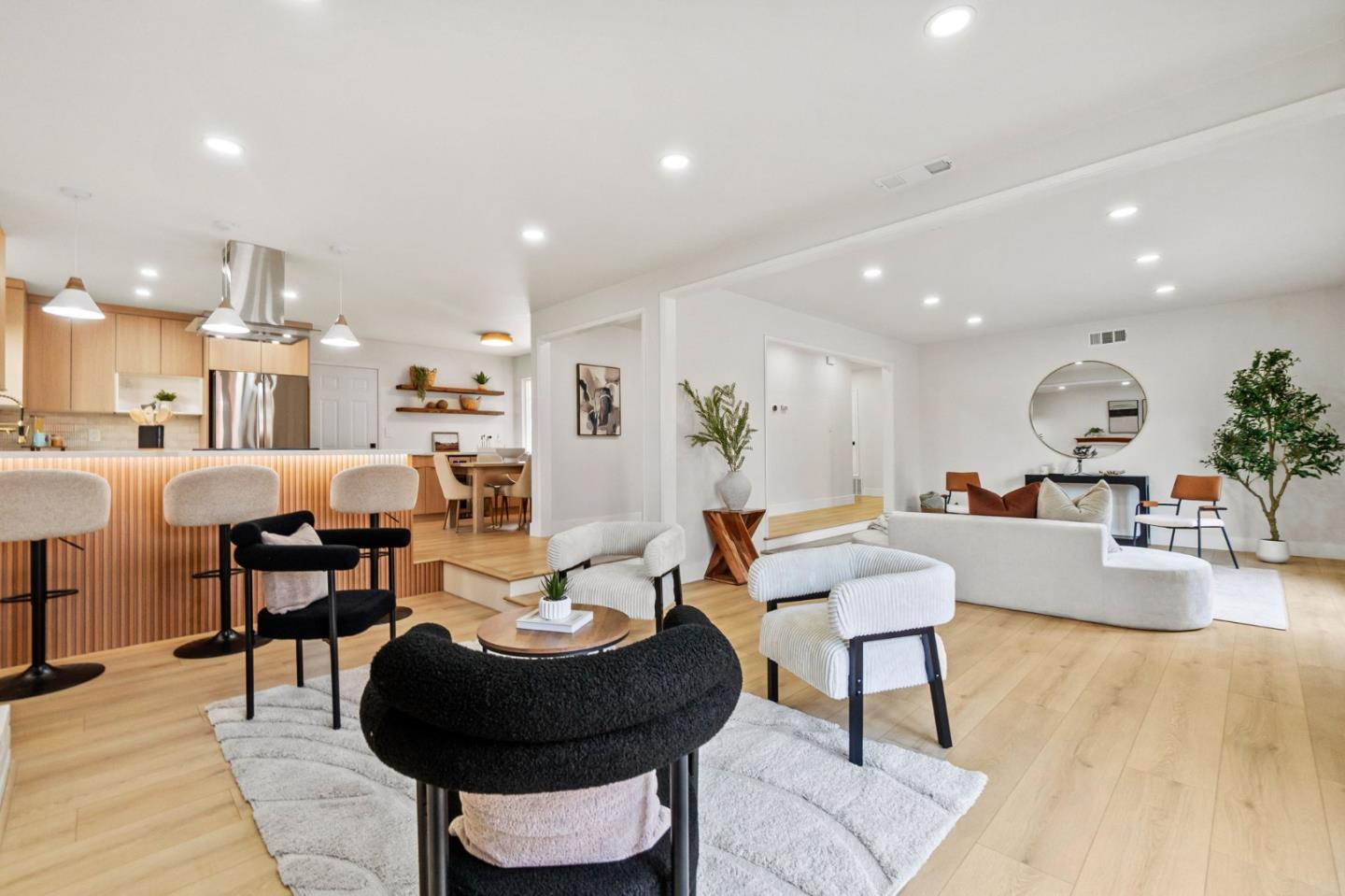 Detail Gallery Image 11 of 28 For 579 Suisse Dr, San Jose,  CA 95123 - 3 Beds | 2 Baths