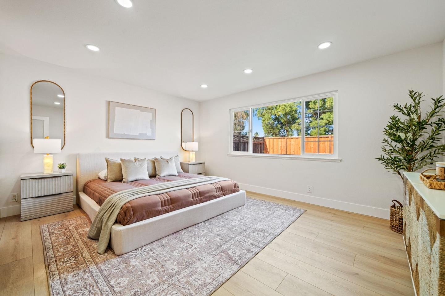 Detail Gallery Image 14 of 28 For 579 Suisse Dr, San Jose,  CA 95123 - 3 Beds | 2 Baths