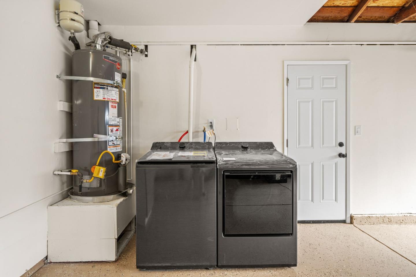 Detail Gallery Image 23 of 28 For 579 Suisse Dr, San Jose,  CA 95123 - 3 Beds | 2 Baths