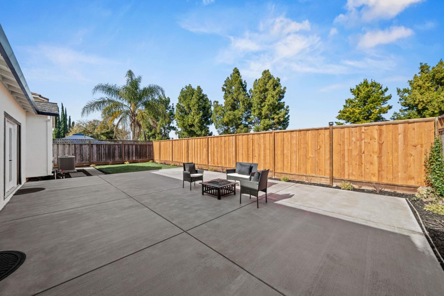 Detail Gallery Image 24 of 28 For 579 Suisse Dr, San Jose,  CA 95123 - 3 Beds | 2 Baths