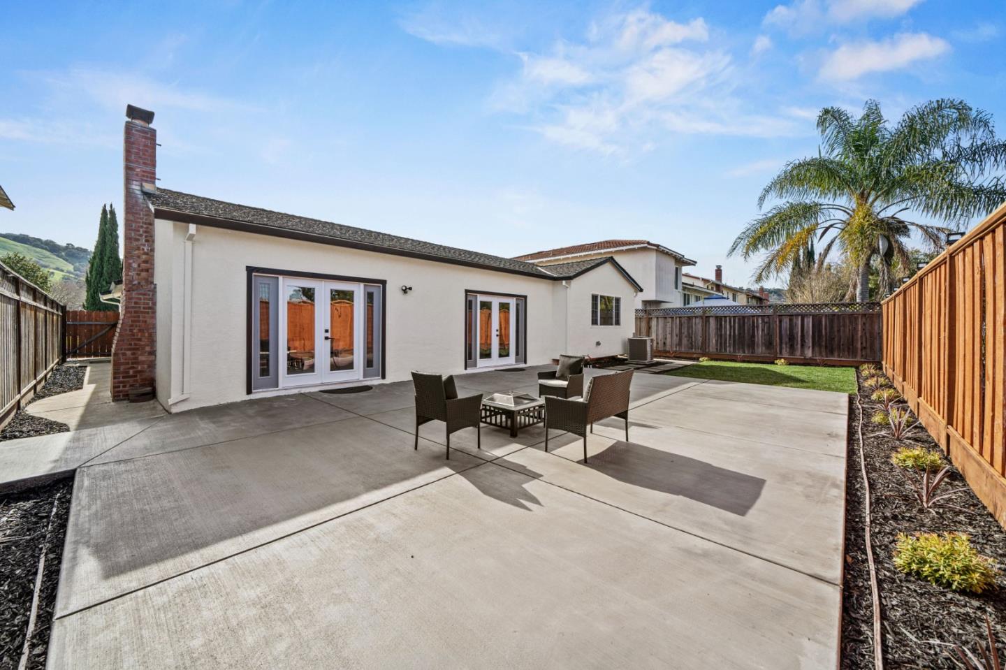 Detail Gallery Image 25 of 28 For 579 Suisse Dr, San Jose,  CA 95123 - 3 Beds | 2 Baths