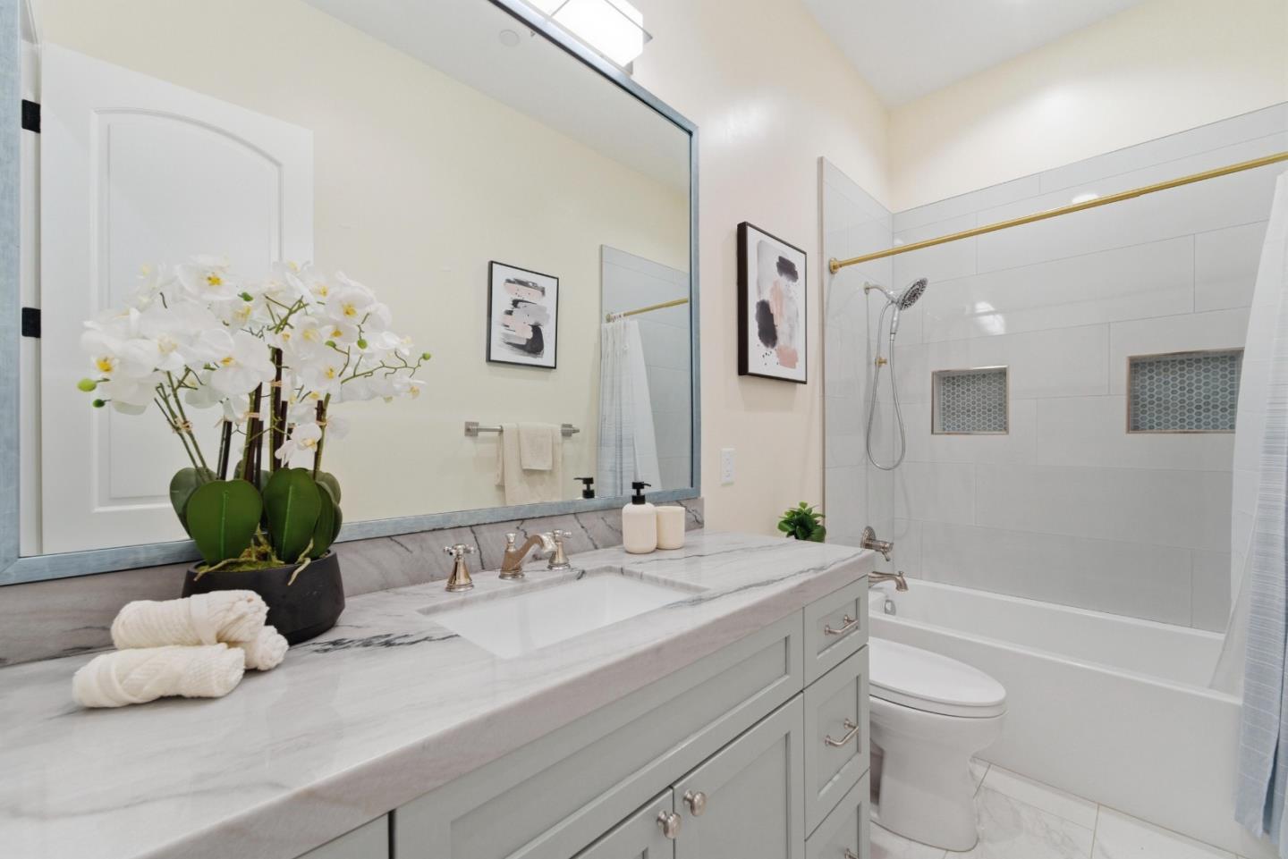 Detail Gallery Image 18 of 29 For 15689 Linda Ave, Los Gatos,  CA 95032 - 4 Beds | 3/1 Baths