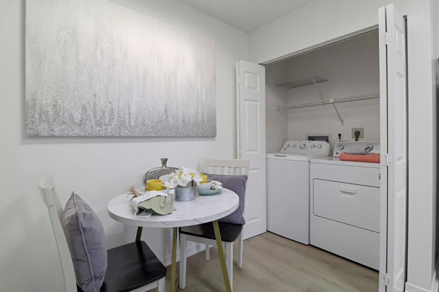 Detail Gallery Image 12 of 35 For 1500 Sherman Ave 3a,  Burlingame,  CA 94010 - 2 Beds | 2 Baths