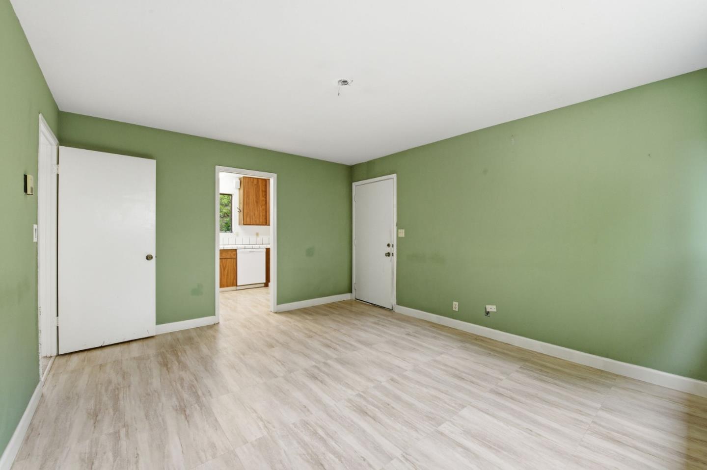 Detail Gallery Image 44 of 73 For 831 University Dr #831-833,  Menlo Park,  CA 94025 - 6 Beds | 4/2 Baths