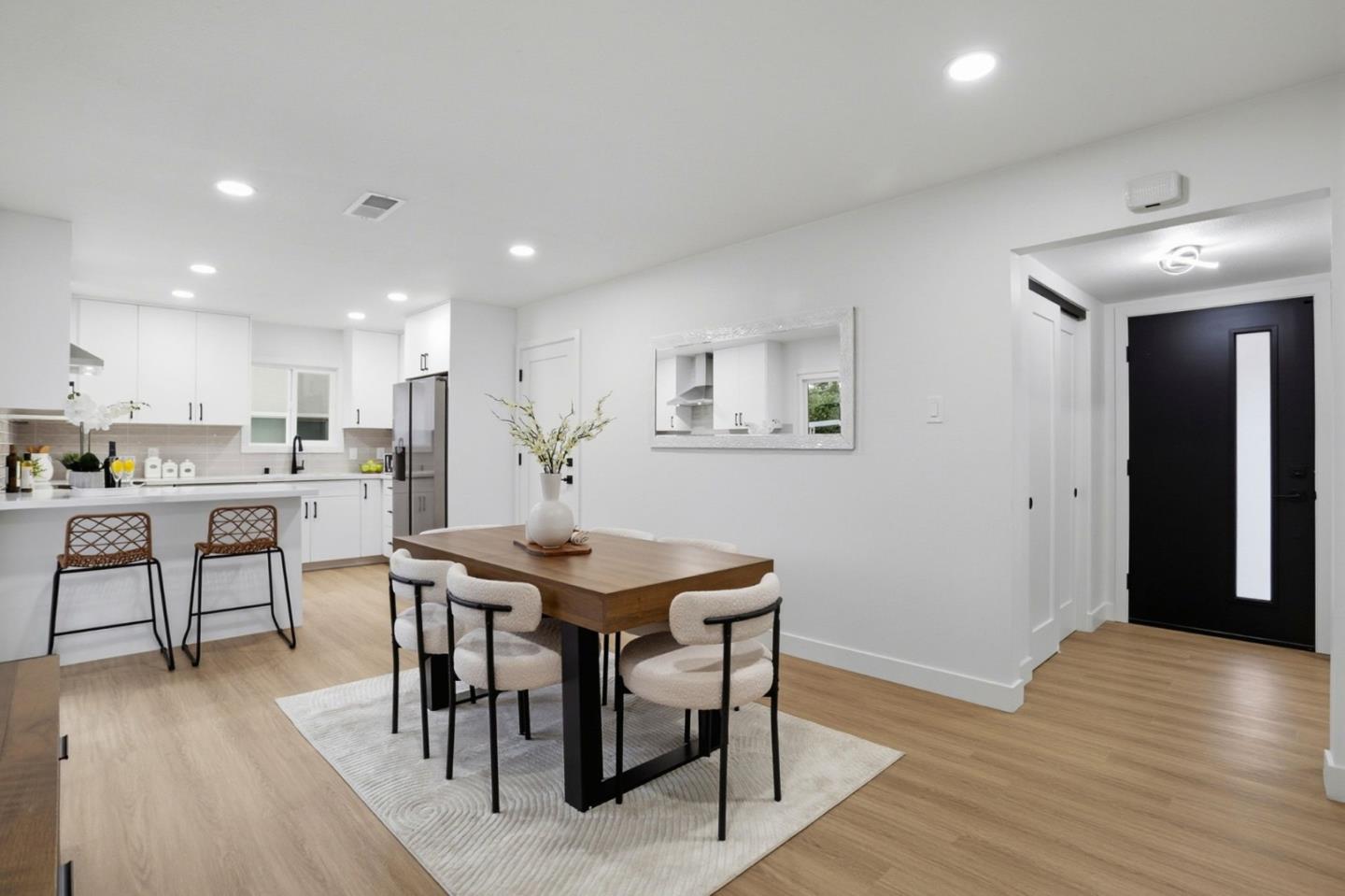 Detail Gallery Image 9 of 23 For 4923 Corbin Ave, San Jose,  CA 95118 - 3 Beds | 2 Baths