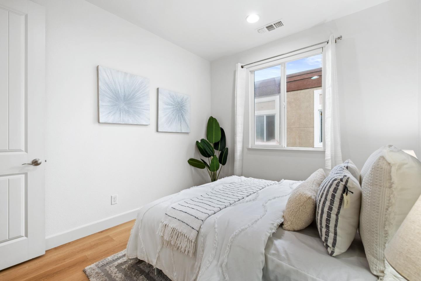 Detail Gallery Image 37 of 59 For 1356 Neleigh Pl, San Jose,  CA 95131 - 3 Beds | 2/1 Baths