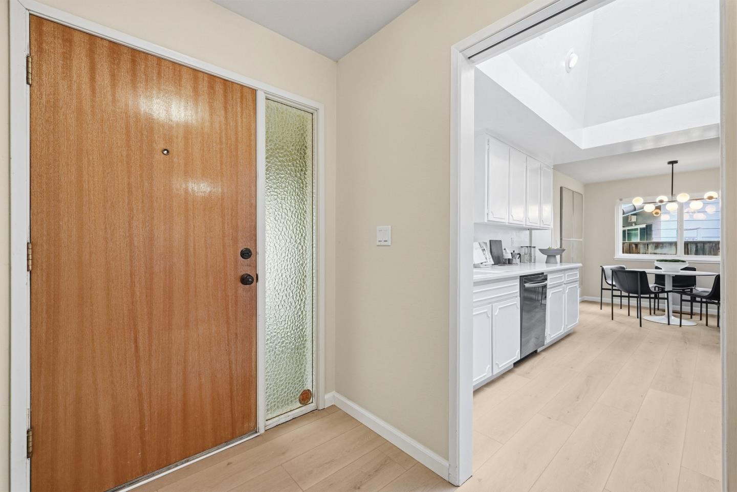 Detail Gallery Image 5 of 42 For 1434 Bryan Ave, San Jose,  CA 95118 - 4 Beds | 2 Baths