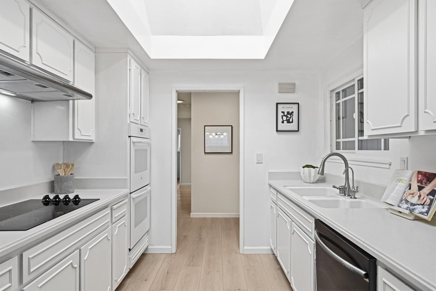 Detail Gallery Image 7 of 42 For 1434 Bryan Ave, San Jose,  CA 95118 - 4 Beds | 2 Baths