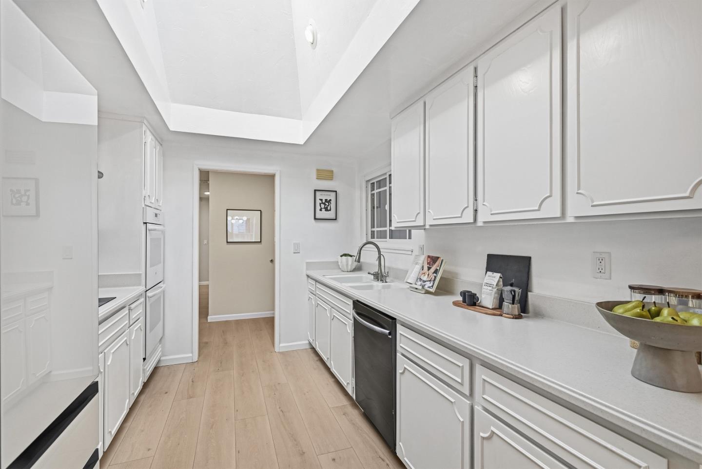 Detail Gallery Image 9 of 42 For 1434 Bryan Ave, San Jose,  CA 95118 - 4 Beds | 2 Baths