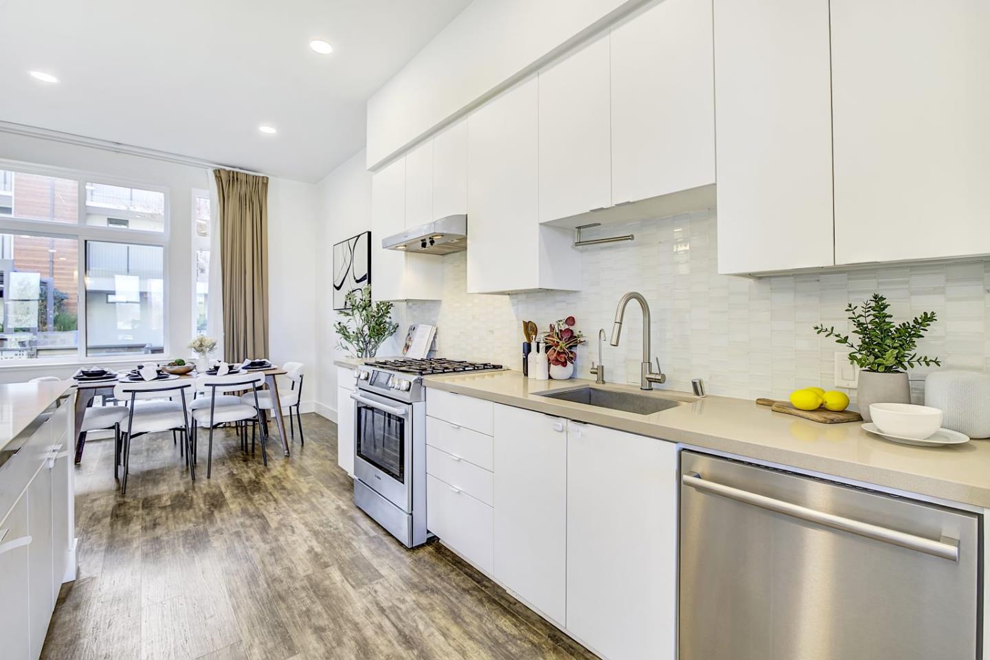 Detail Gallery Image 11 of 54 For 3768 Capitol Ave 308b,  Fremont,  CA 94538 - 3 Beds | 3/1 Baths