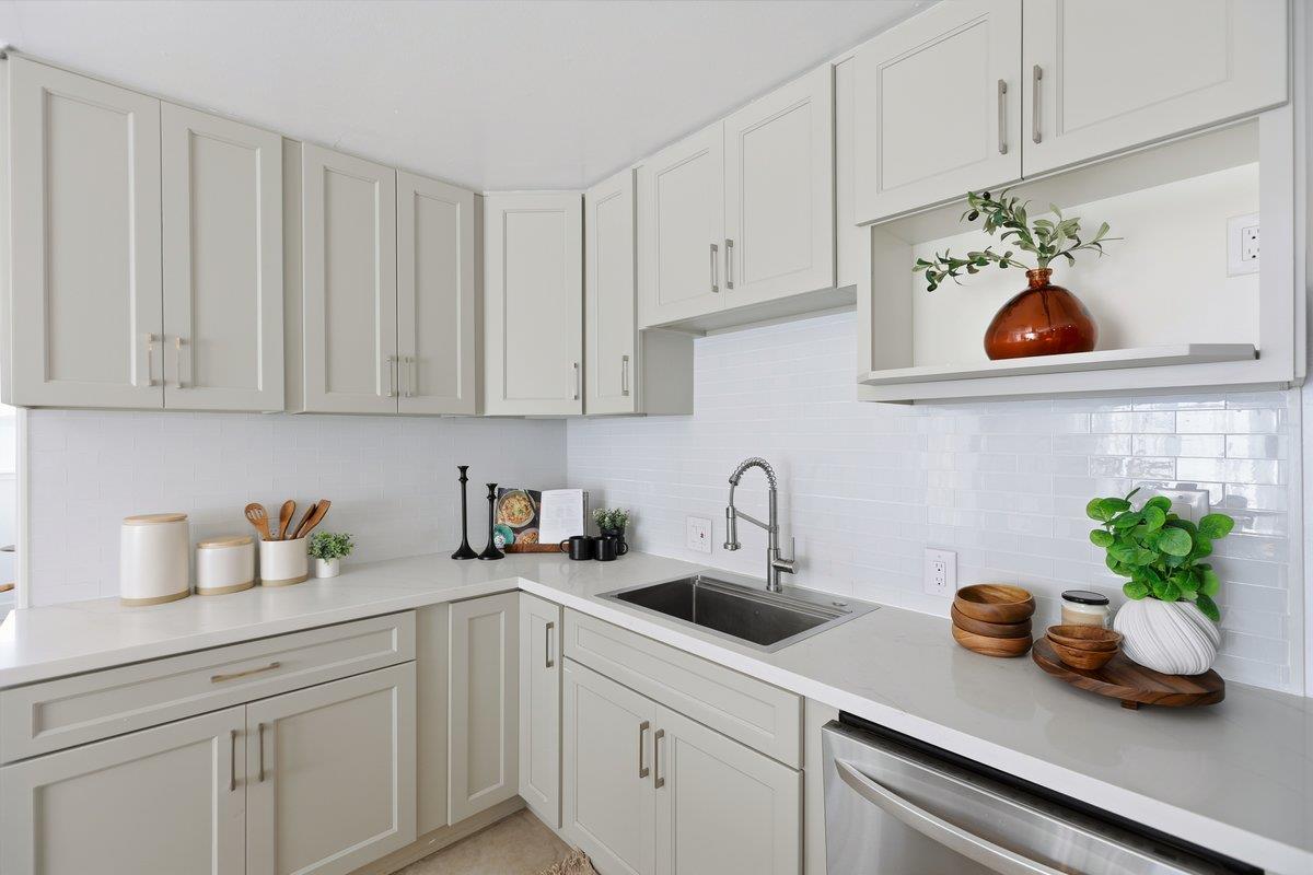 Detail Gallery Image 33 of 43 For 124 Cherry Ave, South San Francisco,  CA 94080 - 4 Beds | 2 Baths