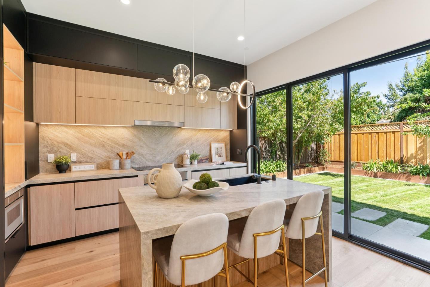 Detail Gallery Image 18 of 65 For 1599 Bonita Ave, Mountain View,  CA 94040 - 4 Beds | 3/1 Baths