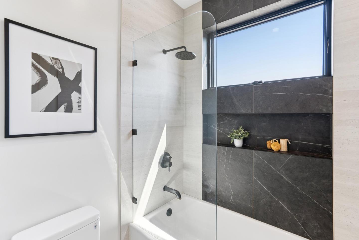 Detail Gallery Image 28 of 65 For 1599 Bonita Ave, Mountain View,  CA 94040 - 4 Beds | 3/1 Baths