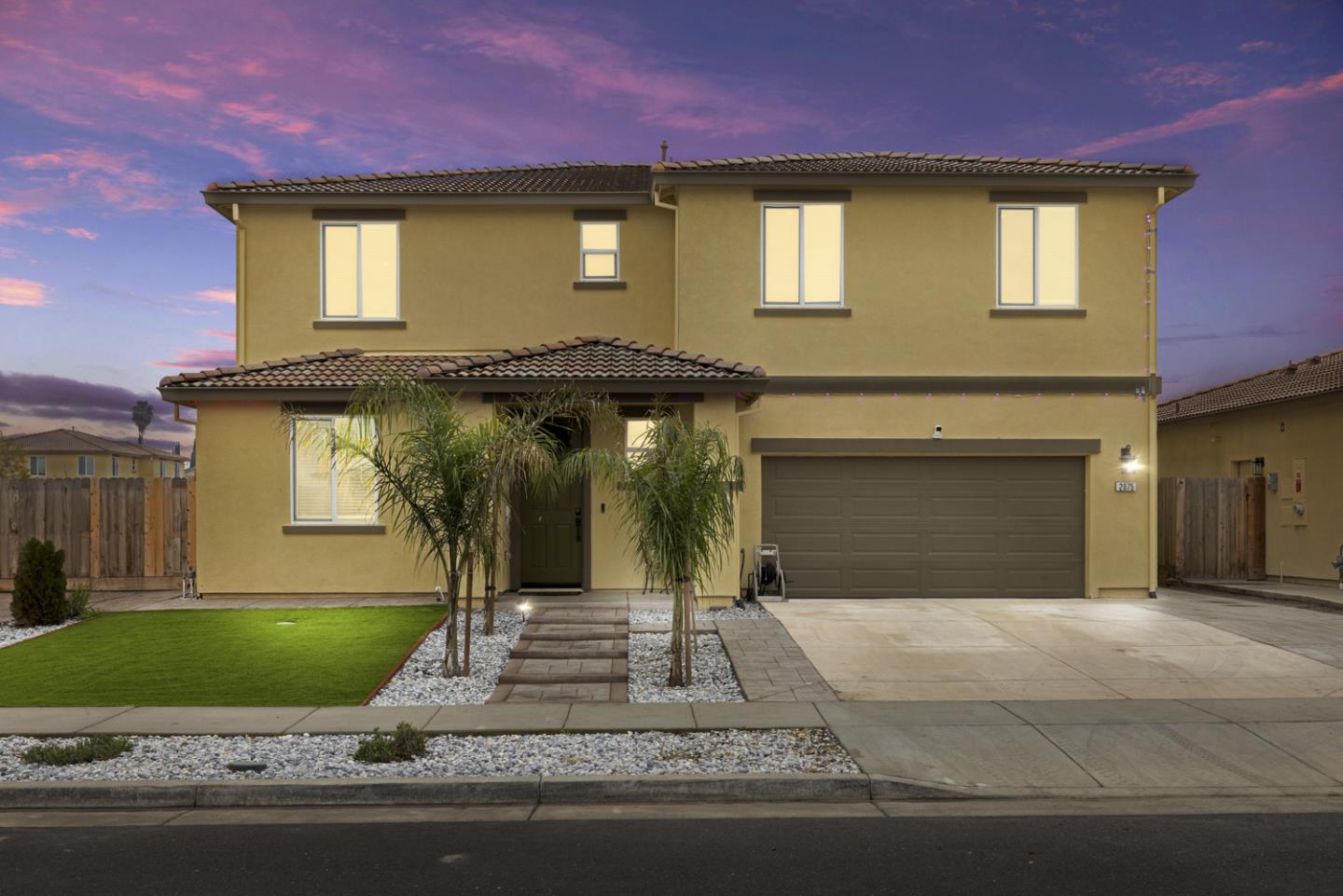 Front Image Thumbnail for ML82033109