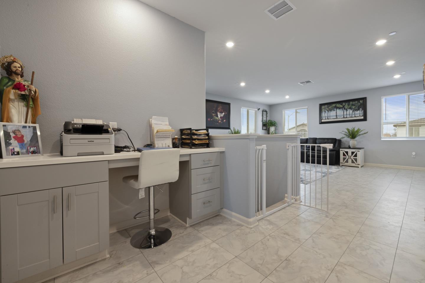 Detail Gallery Image 22 of 56 For 2075 Martin St, Los Banos,  CA 93635 - 5 Beds | 3 Baths