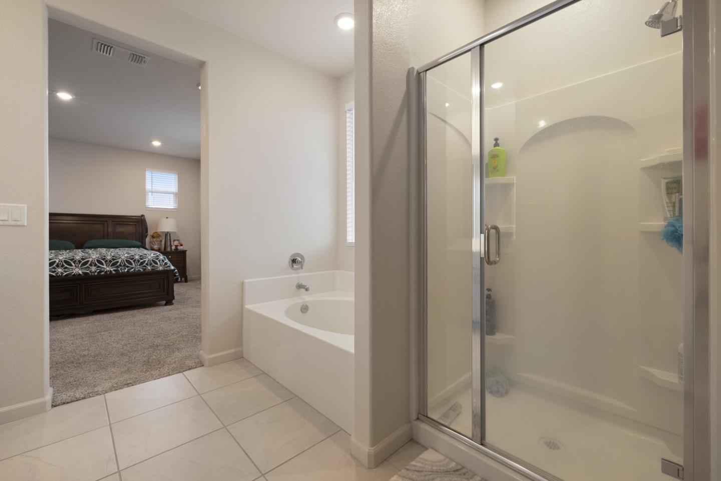 Detail Gallery Image 31 of 56 For 2075 Martin St, Los Banos,  CA 93635 - 5 Beds | 3 Baths