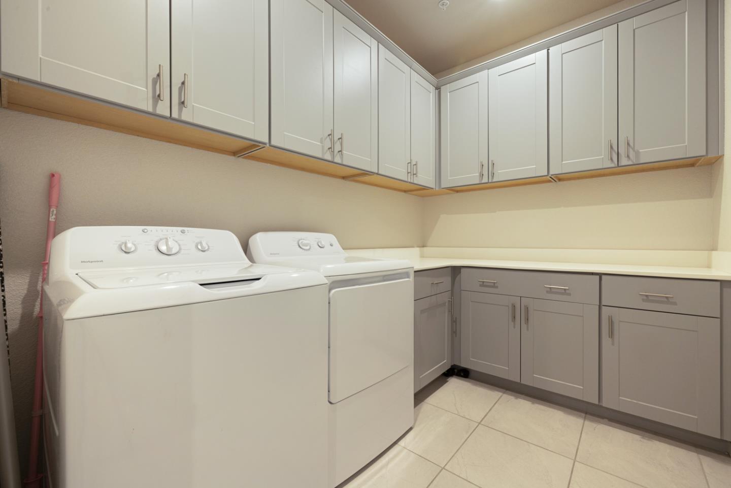 Detail Gallery Image 35 of 56 For 2075 Martin St, Los Banos,  CA 93635 - 5 Beds | 3 Baths