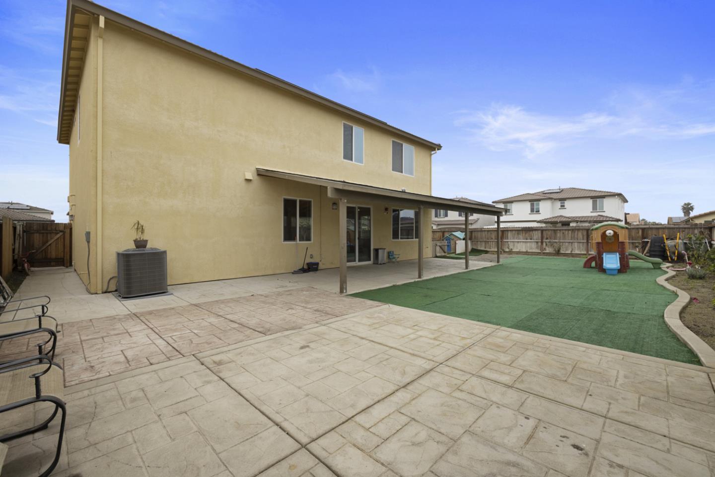 Detail Gallery Image 44 of 56 For 2075 Martin St, Los Banos,  CA 93635 - 5 Beds | 3 Baths