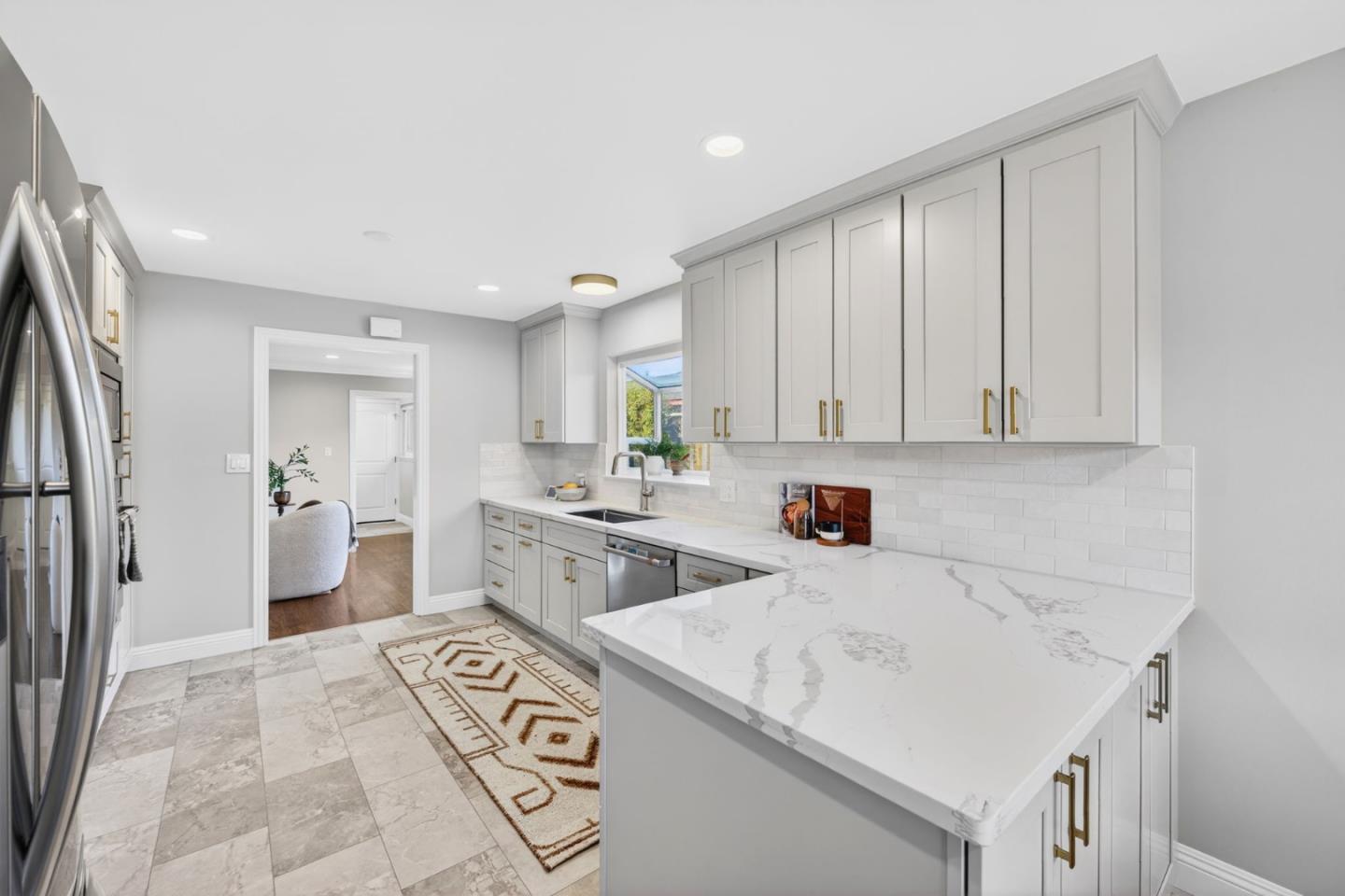 Detail Gallery Image 24 of 57 For 2864 Nicholas Dr, San Jose,  CA 95124 - 3 Beds | 2/1 Baths