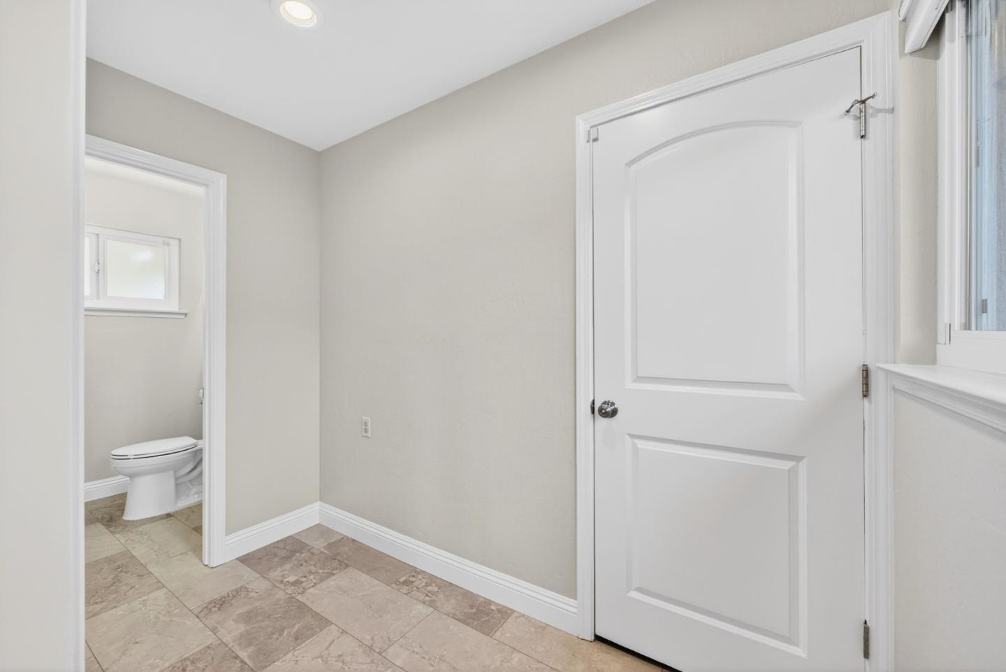 Detail Gallery Image 29 of 57 For 2864 Nicholas Dr, San Jose,  CA 95124 - 3 Beds | 2/1 Baths